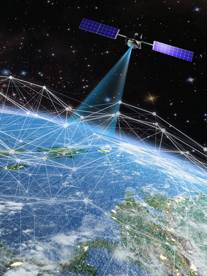 satellite transmits signal earth - Projeto Ambiental Consultoria
